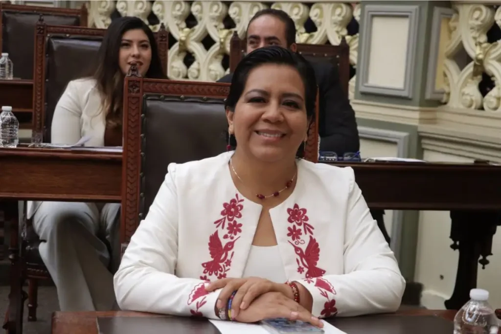 Ana Laura Altamirano dejará el Congreso de Puebla el 1de octubre