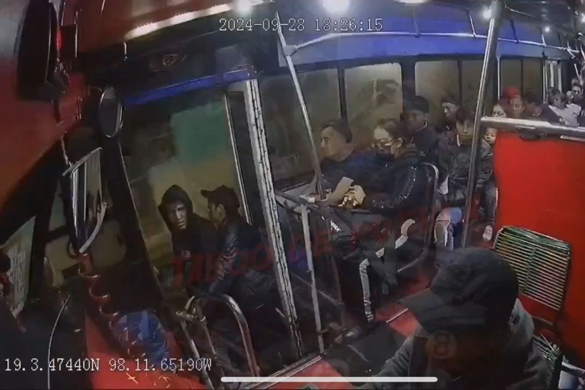 VIDEO: En menos de un minuto, ocurre un asalto al transporte público en Puebla 1 asalto al transporte público en puebla