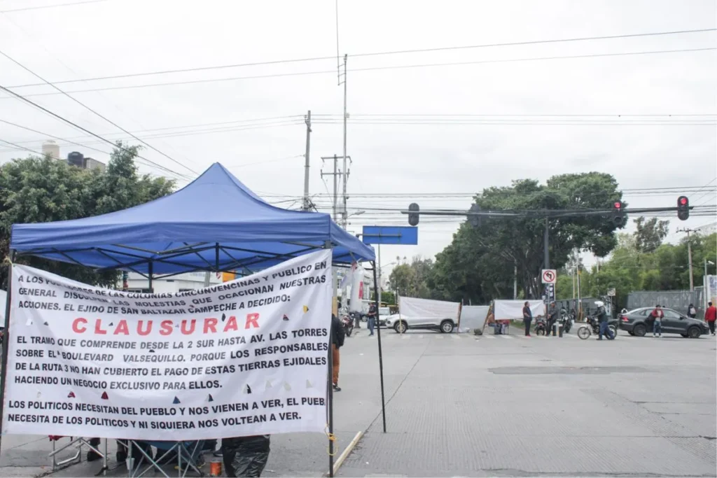 Bloqueo del bulevar Valsequillo de ejidatarios duró 24 horas; ahora cierran la Atllixcáyotl