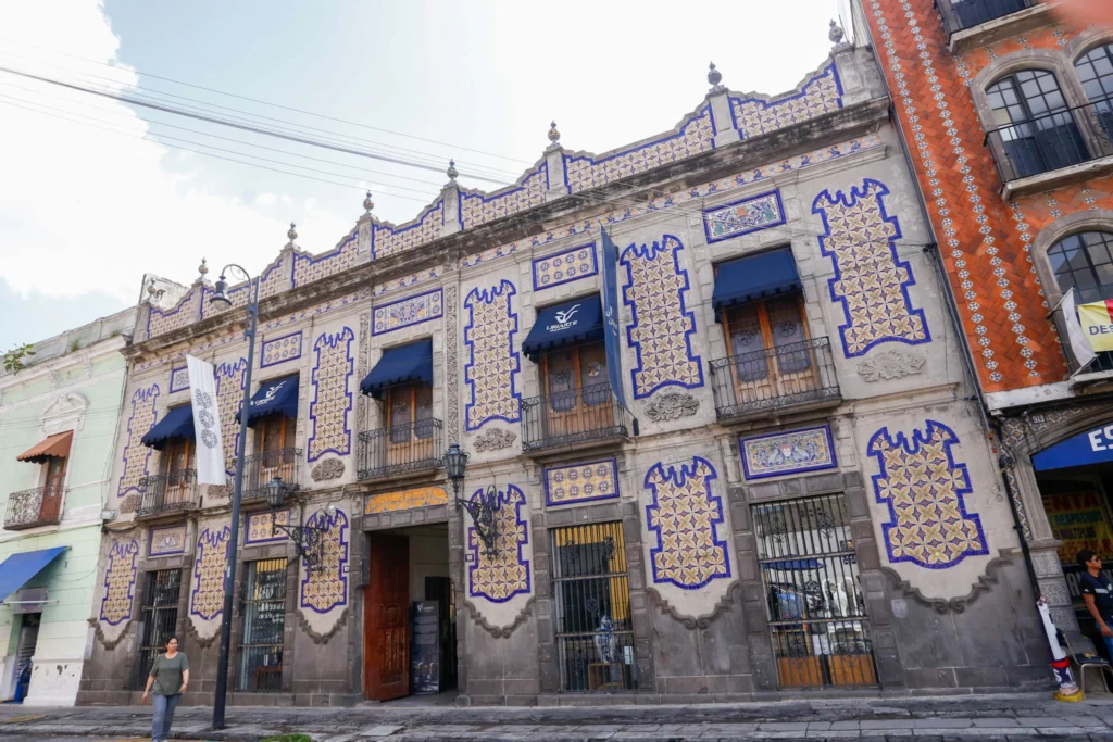 Subastarán casona de Talavera Uriarte en el centro de Puebla; puja inicia en 21 mdp
