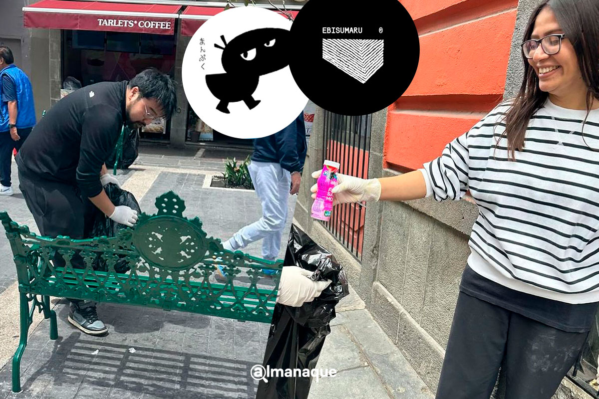 Chef japonés sale a recoger basura en el Zócalo de Puebla junto con su staff 1 chef japonés recolecta basura en Puebla