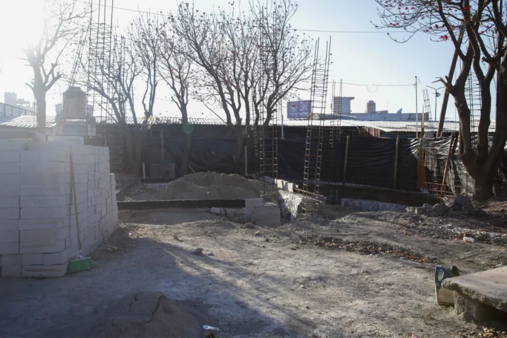 Construcción de bodegas en la Central de Abasto es irregular y será clausurada