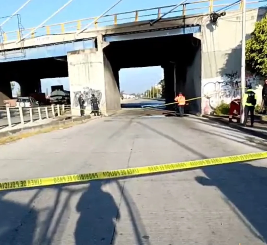 Localizan cuerpos en la Puebla-Orizaba y en Xonacatepec dentro de autos incendiado