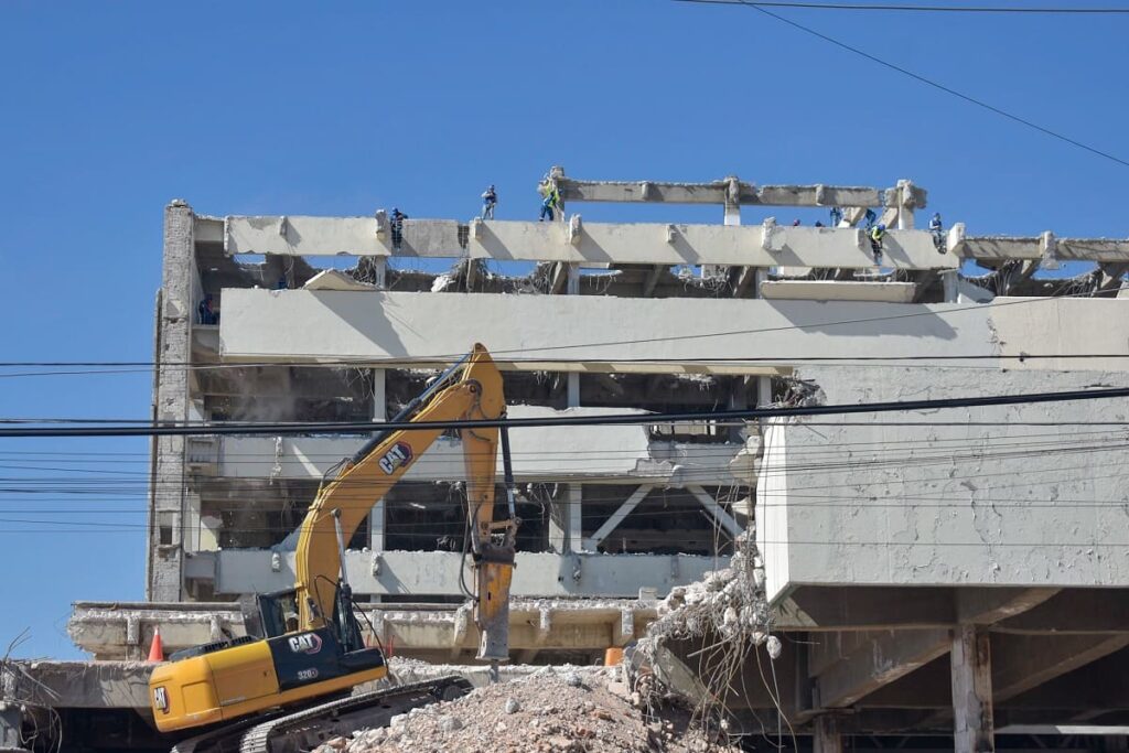 Demolición del Hospital San Alejandro 