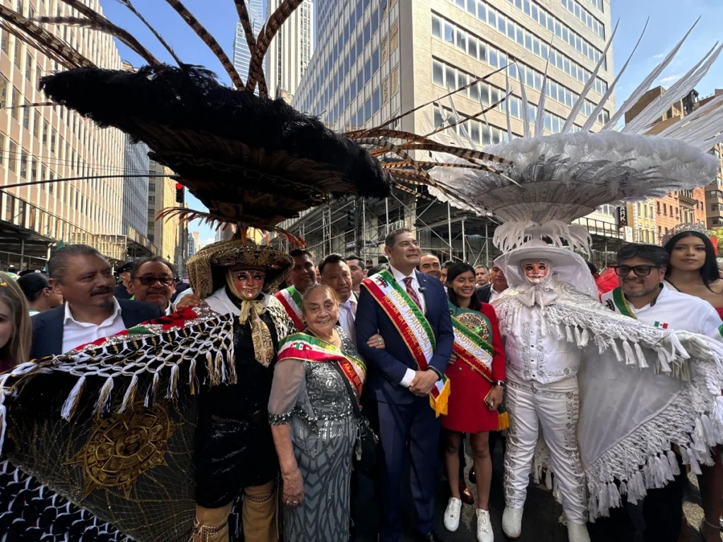 Gaby "La Bonita" Sánchez: ejemplo de esfuerzo y determinación en el Boxeo Internacional 3 gaby la bonita sanchez ejemplo de esfuerzo 2 ezgif.com jpg to webp converter