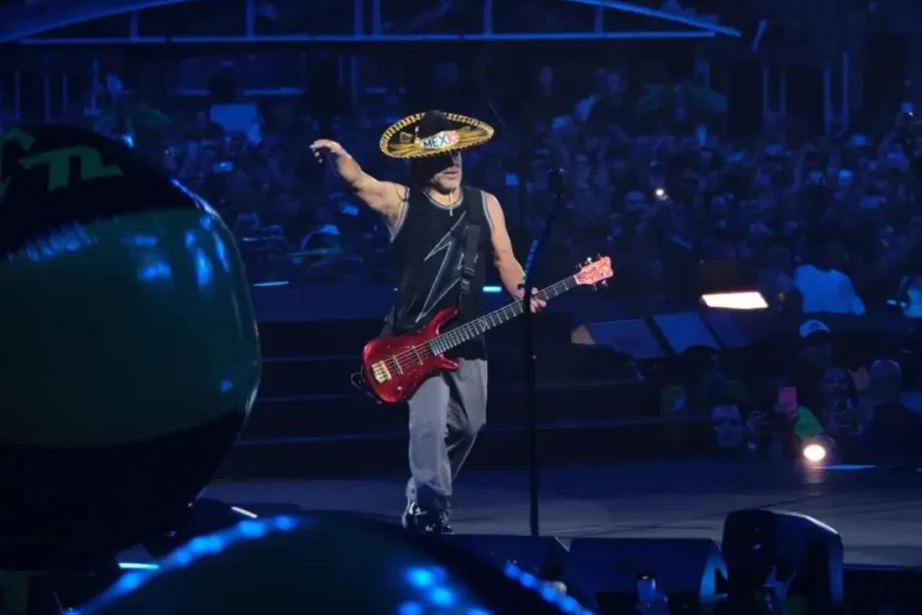 Vuelve a sorprender a sus fans: Metallica toca A.D.O en su concierto en CDMX
