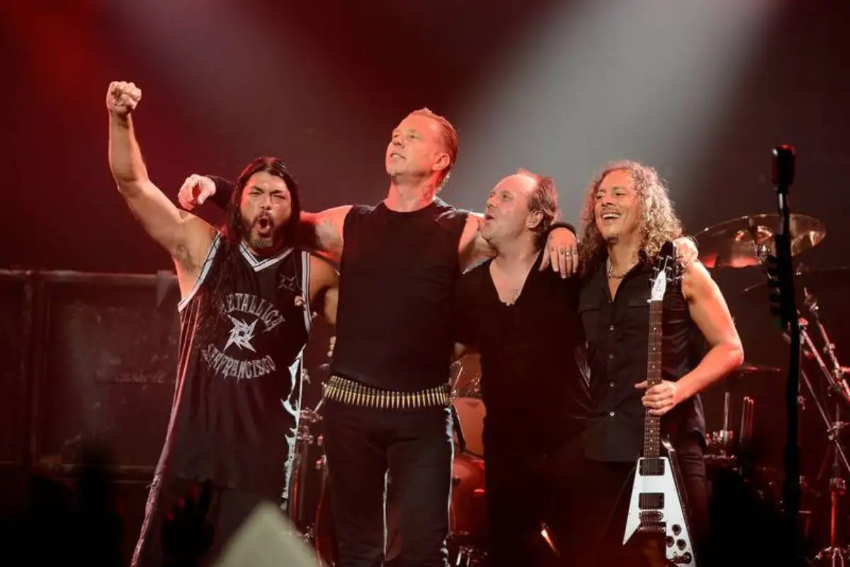 Vuelve a sorprender a sus fans: Metallica toca A.D.O en su concierto en CDMX 1 Vuelve a sorprender a sus fans: Metallica toca A.D.O en su concierto en CDMX