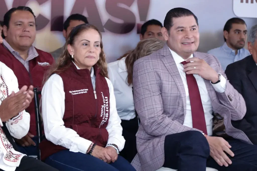 Consejo Estatal de Morena Puebla acordará con Armenta los reemplazos de dirigentes