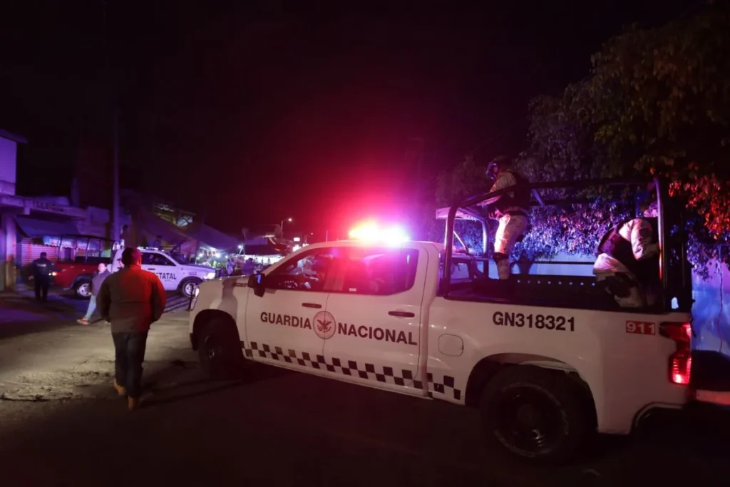 ¡Cuidado! Delincuentes usan patrullas piratas en Puebla para atracar en carreteras