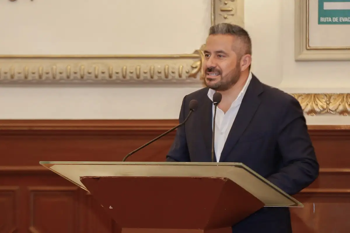Pide alcalde de Puebla a choferes de transporte público manejar con cuidado 1 Manejar con cuidado para evitar accidentes