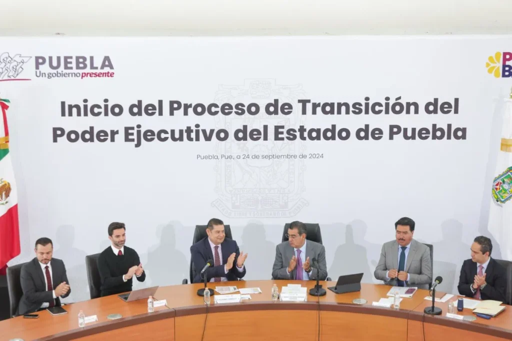 Proceso de transición en el gobierno de Puebla no tendrá costo 2 Proceso de transición en el gobierno de Puebla no tendrá costo