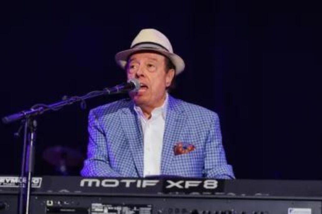 quién es Sergio Mendes