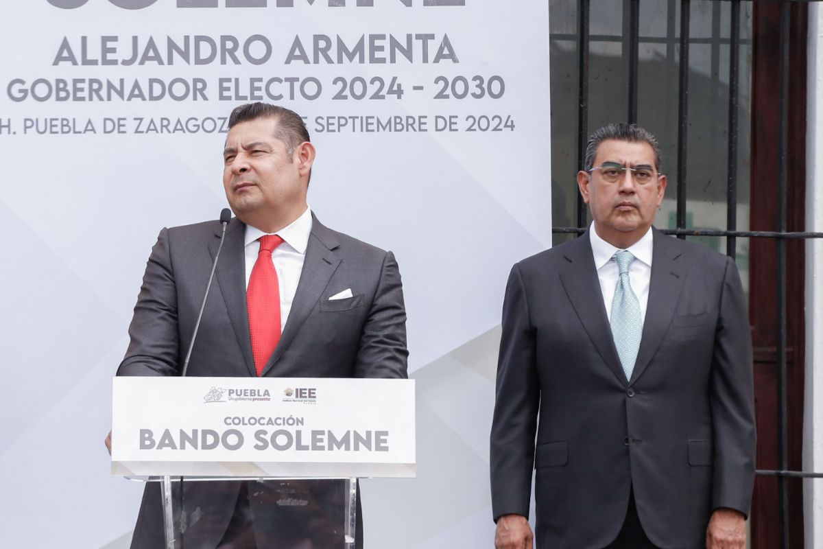 Transición en el gobierno de Puebla no es de pose, hay cordialidad: Armenta 1 Transición en el gobierno de Puebla no es de pose, hay cordialidad: Armenta