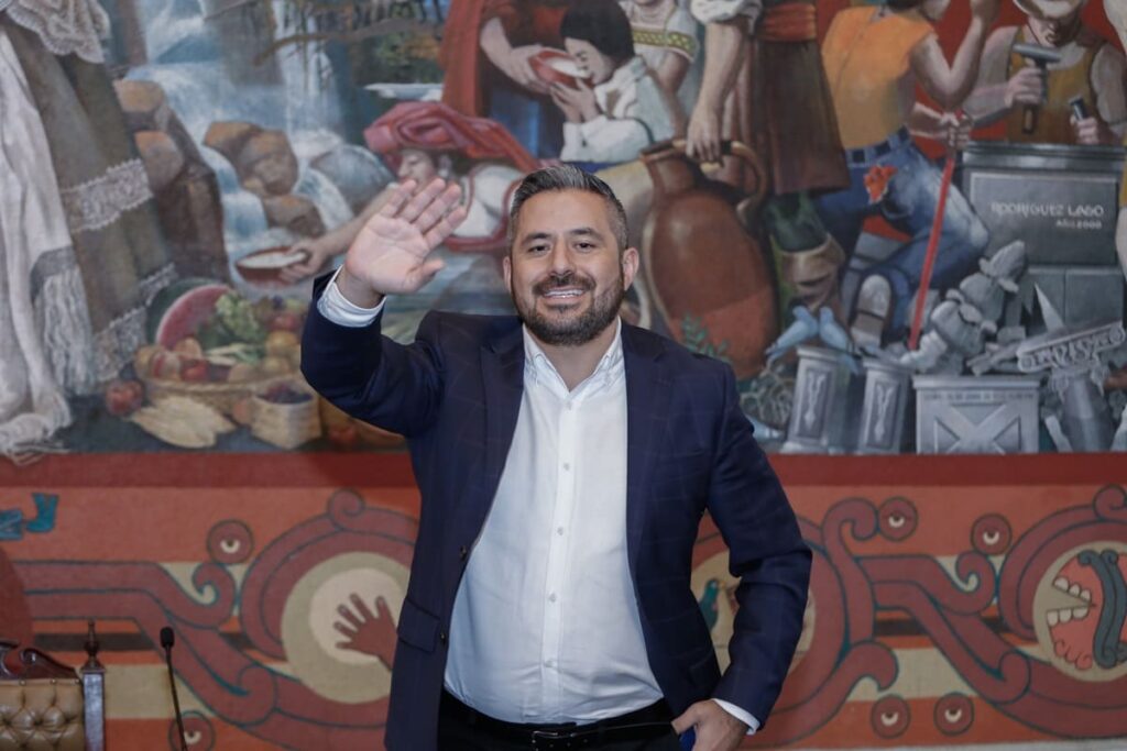 Adán Domínguez en el Ayuntamiento de Puebla sí dejara deuda