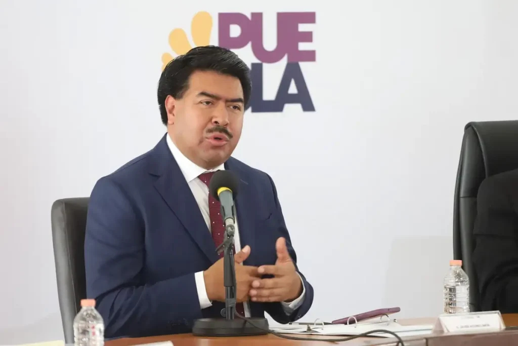 Aumento a tarifa del transporte público se analizará en transición del gobierno de Puebla