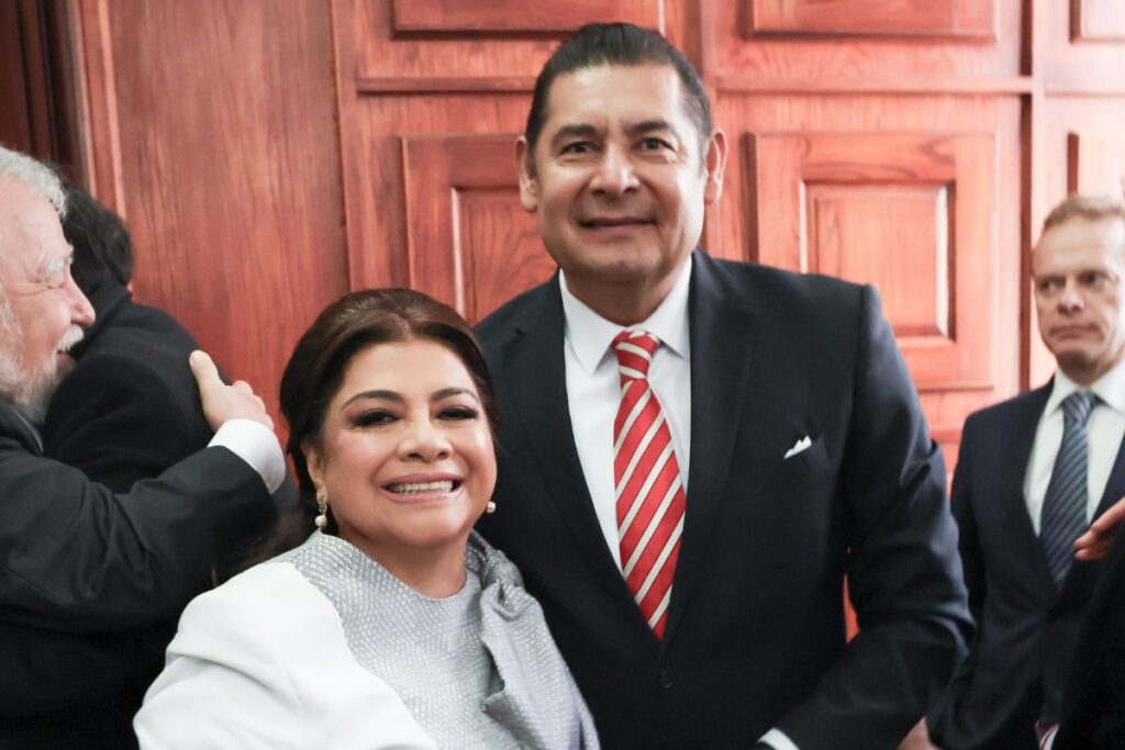 Blindar zonas limítrofes entre Puebla y la CDMX, buscará Armenta con Clara Brugada