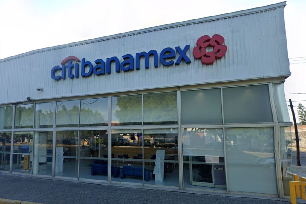 Comando roba la bóveda del Banamex bulevar 5 de mayo: todo lo que sabemos