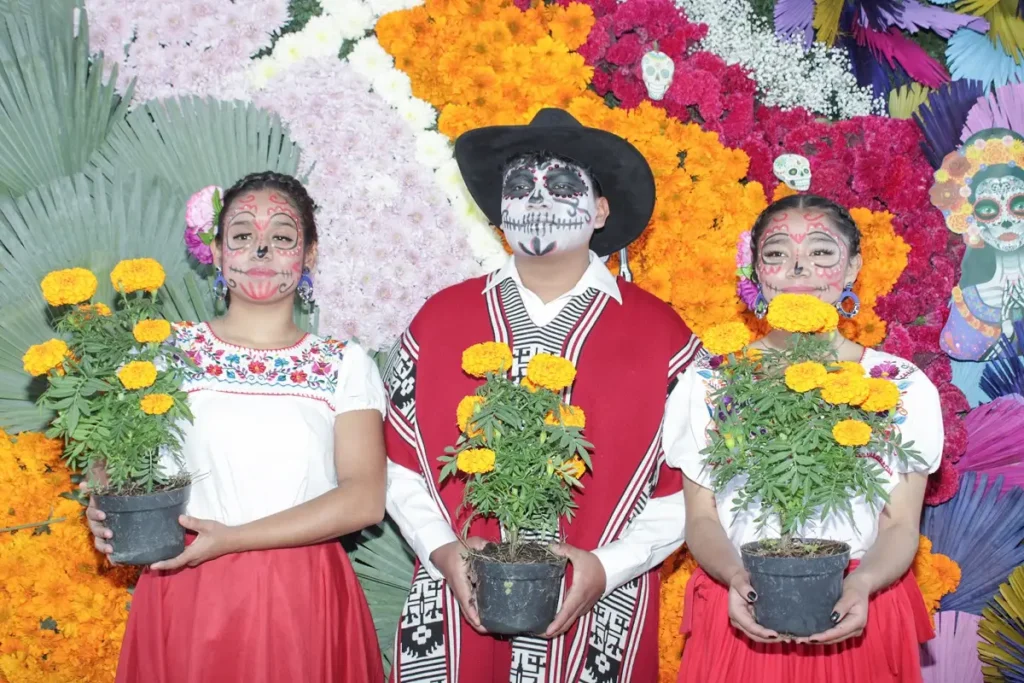En este mercado de flores de Puebla el Cempasúchil se vende desde 30 pesos