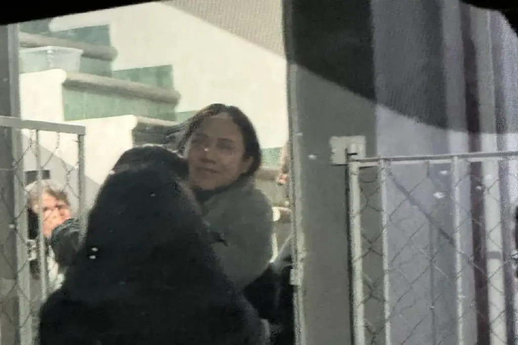 Fiscalía libera a la mujer detenida por devolver un iPhone ligado a un secuestro