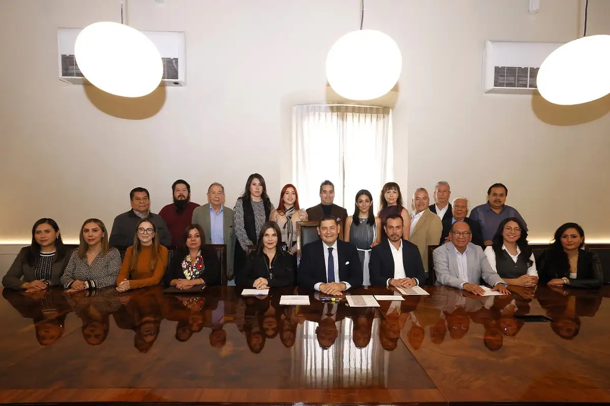 Fortalecimiento de la cultura y el turismo en Puebla, abonará a la reconstrucción del tejido social: Alejandro Armenta 1 Fortalecimiento de la cultura y el turismo en Puebla, abonará a la reconstrucción del tejido social Alejandro Armenta