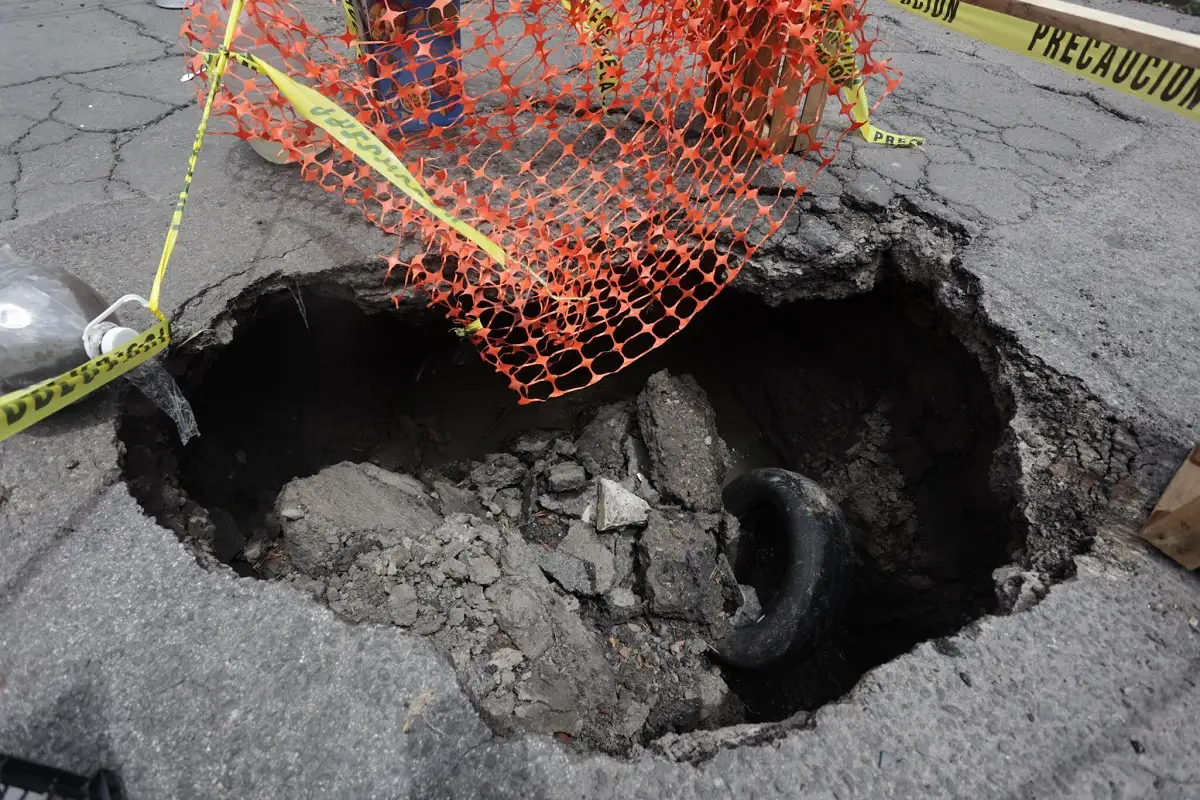 Gobierno de Puebla anuncia bacheo nocturno con 50 millones, ante mal estado de las calles 1 Gobierno de Puebla anuncia bacheo nocturno con 50 millones, ante mal estado de las calles