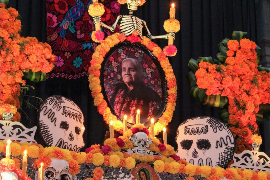 Guía y MAPA del Corredor de Ofrendas 2024 en Puebla.