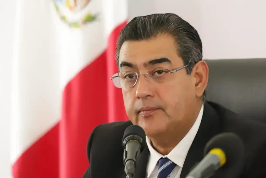 Iniciará gobierno de Sergio Salomón programa de Bacheo nocturno