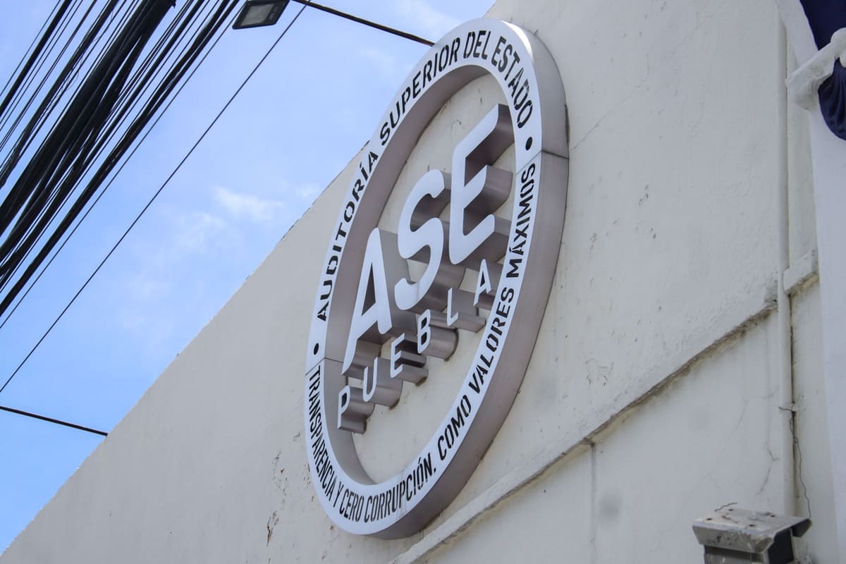 Laura Artemisa exige a la ASE revisar estados financieros del municipio de Puebla 1 Laura Artemisa exige a la ASE revisar estados financieros del municipio de Puebla