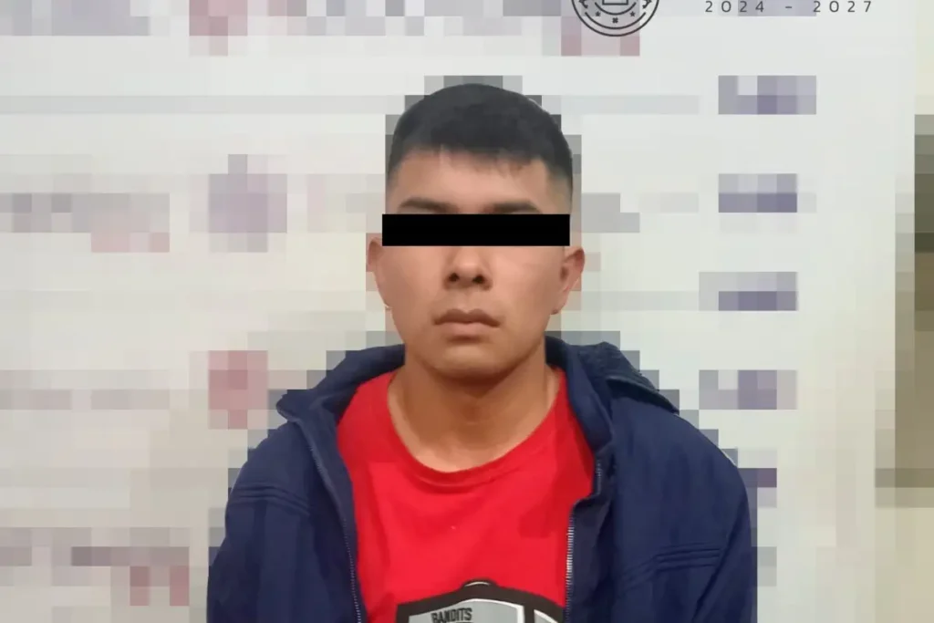 Policía municipal de Huejotzingo detiene a una persona por conducir vehículo robado