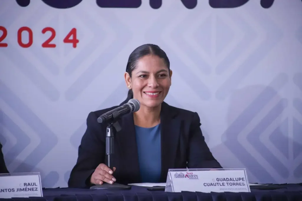 Presenta Lupita Cuautle la agenda de los 100 días de gobierno municipal