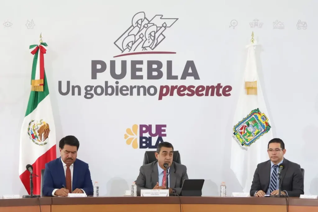 Transportistas insisten que el pasaje en Puebla cueste 19 pesos