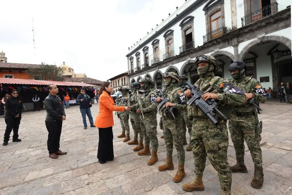 Bety Sánchez refuerza la seguridad en Zacatlán; llegan elementos de la SEMAR al municipio