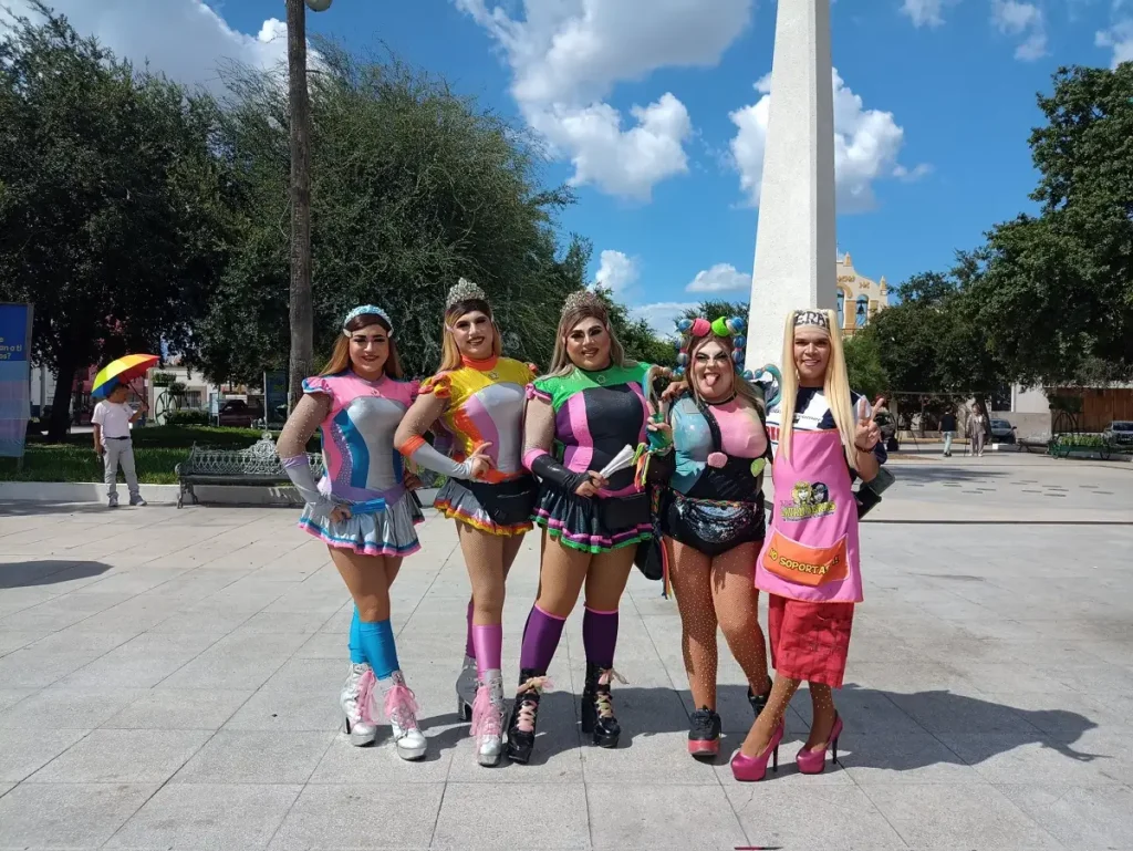 Artistas drag de Nuevo León se reúnen con alcalde de San Nicolás tras prohibir shows