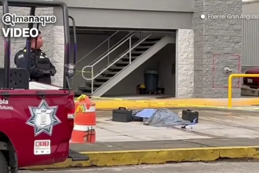 Hombre en Walmart Express de Zavaleta es asesinado a tiros