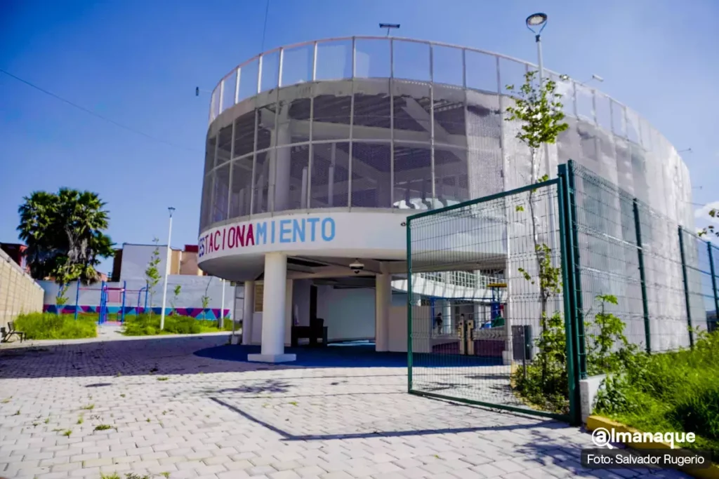 Totalmente vacío el biciestacionamiento masivo de Puebla | Foto: Salvador Rugerio