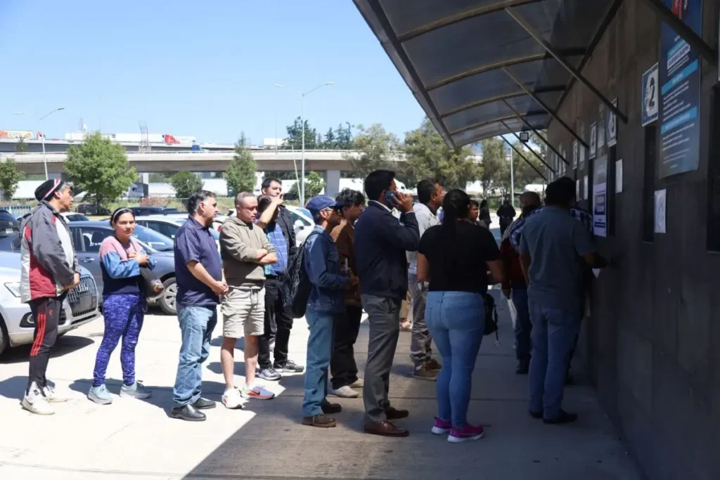 Ni con ofertas se venden los boletos para el México vs Valencia en Puebla