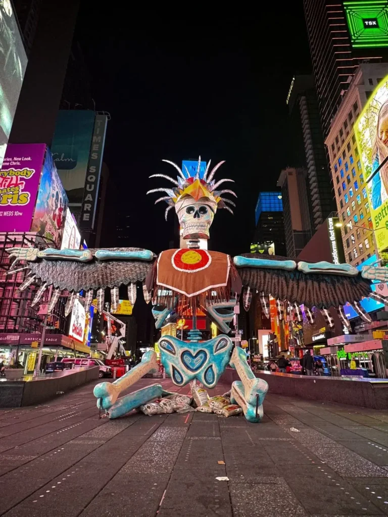 Catrinas monumentales llegan a Times Square y Harvard