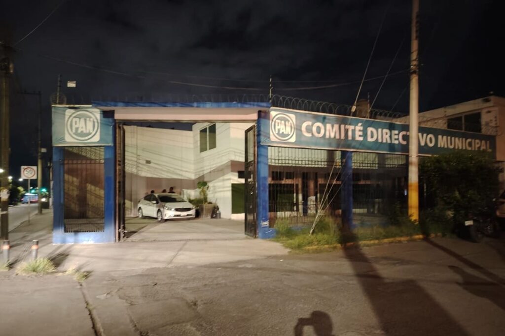 PAN Municipal de Puebla sesionó en medio de irregularidades