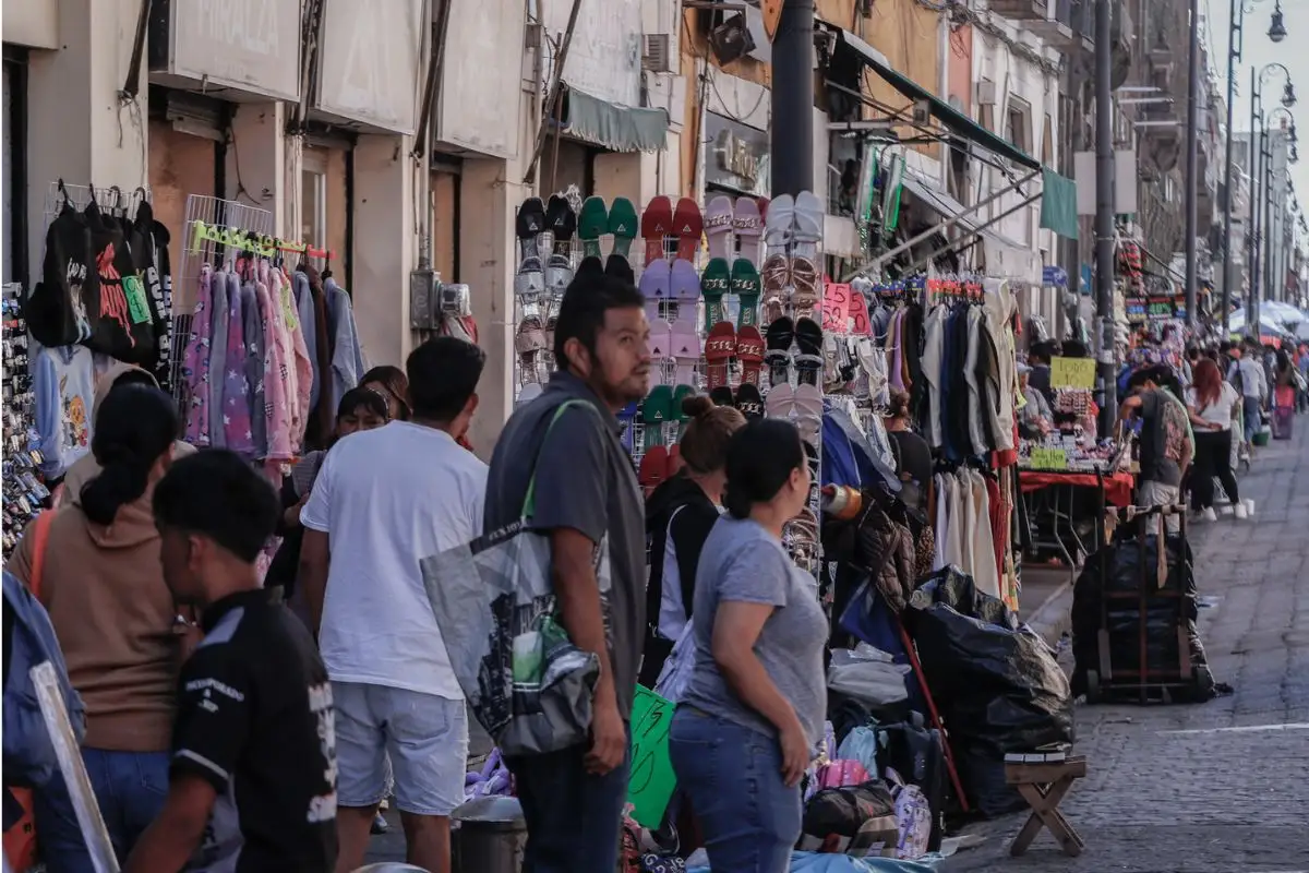 ¡Nos mintieron! Hay 750 ambulantes en el Centro Histórico de Puebla y no 300 1 ¡Nos mintieron! Hay 750 ambulantes en el Centro Histórico de Puebla y no 300