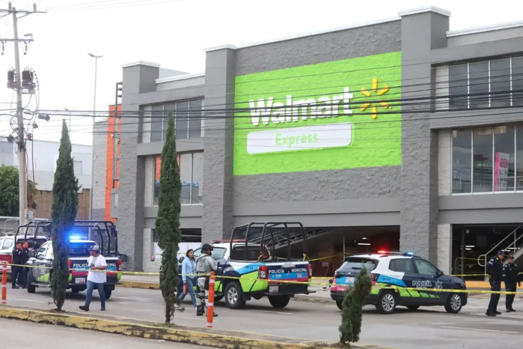 Hombre baleado en Zavaleta era delincuente; hay un escolta herido