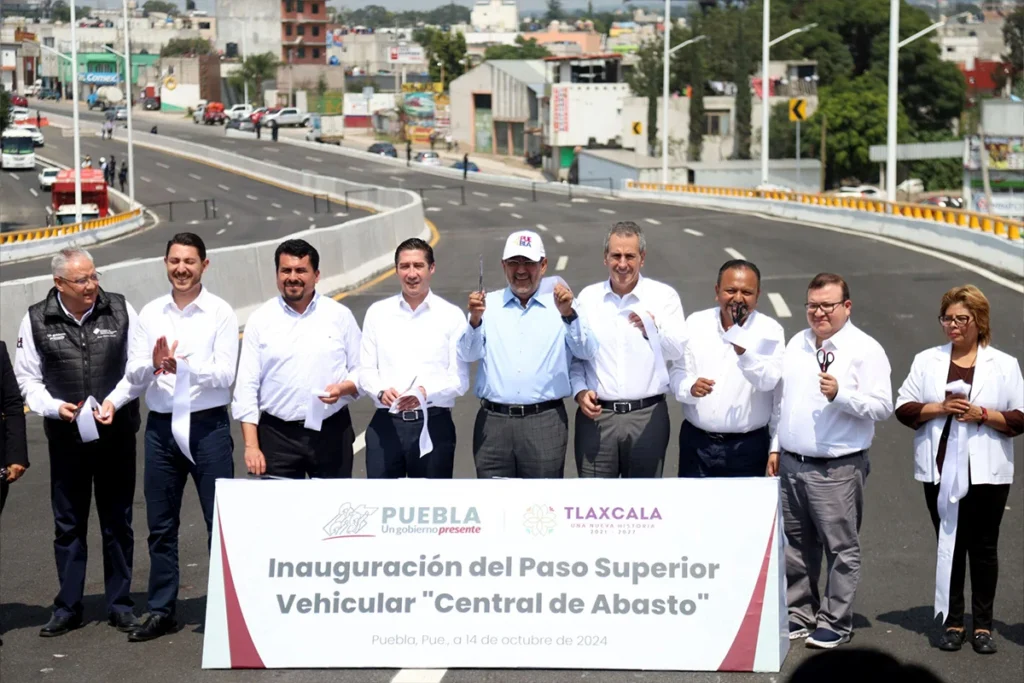 FOTOS: Inaugura Sergio Salomón Paso Superior Vehicular Central de Abasto 2 FOTOS: Inaugura Sergio Salomón Paso Superior Vehicular Central de Abasto