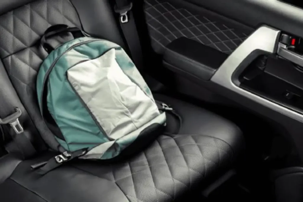 Conductores de DiDi y Uber se manifiestan en Puebla; exigen seguridad y tarifas justas 7 Ayúdalo a encontrar su lap con su tesis: Joven olvida mochila en un Uber en Puebla