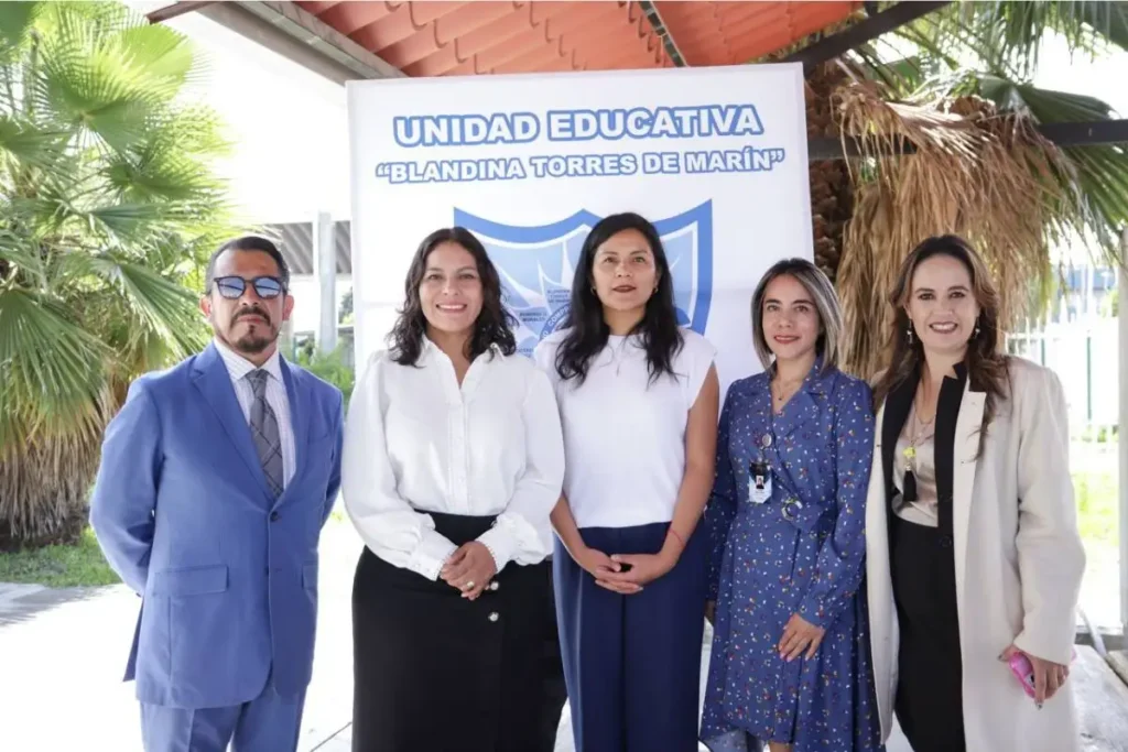 Reactiva Lupita Cuautle Torres el programa “Escuela sin Violencia” en San Andrés Cholula
