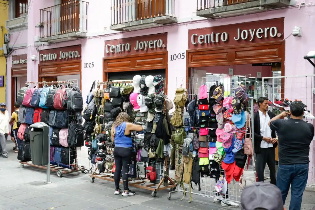 Asegura Segom que redujo el 95% de ambulantes en Puebla; solo hay 350 instalados 1 Asegura Segom que redujo el 95% de ambulantes en Puebla; solo hay 350 instalados