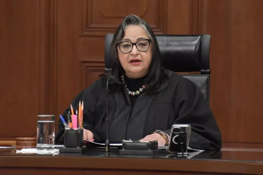 ¿Qué pasará tras las renuncias de ocho ministros de la SCJN?