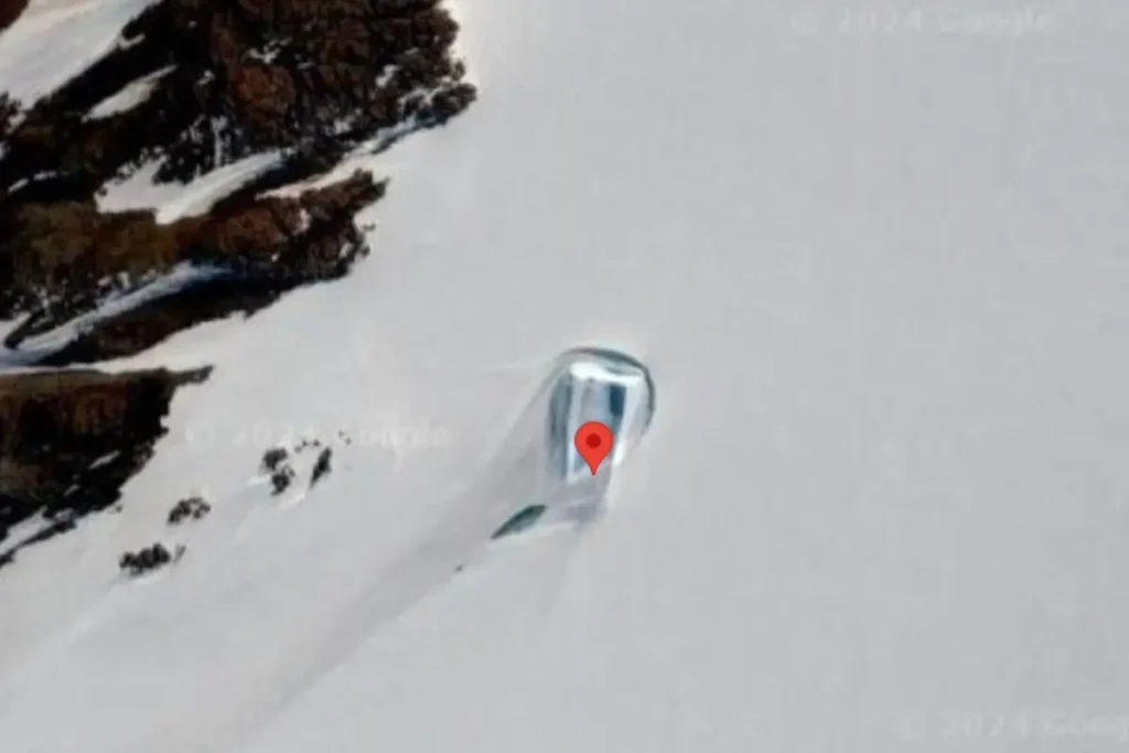 ¿Qué dicen los expertos sobre la supuesta puerta en la Antártida?