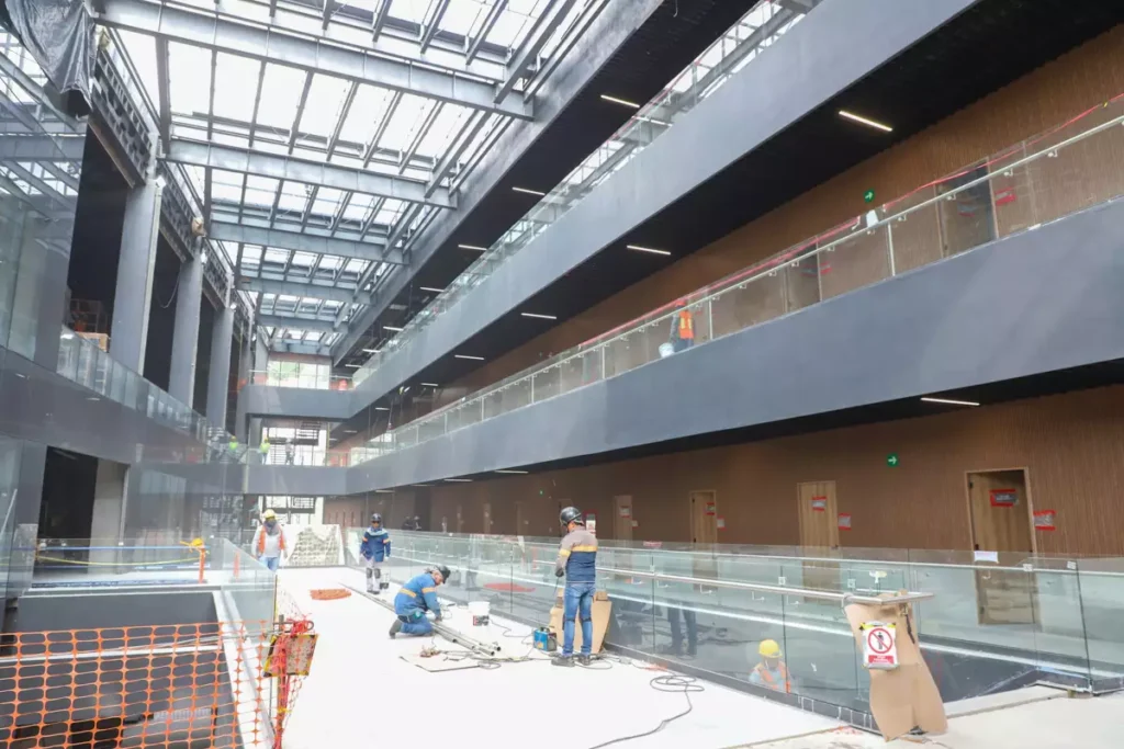 Nuevo Congreso de Puebla se inaugura el 18 de noviembre; tendrá 214 cajones de estacionamiento 8 Nuevo Congreso de Puebla se inaugura el 18 de noviembre; tendrá 214 cajones de estacionamiento