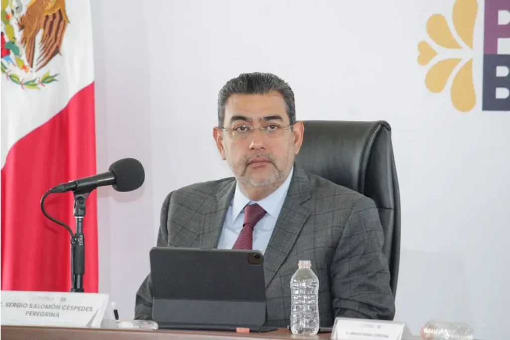 Sergio Salomón y gobernadores de Morena: Amparos contra la reforma judicial son ilegales