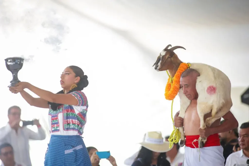 Sergio Salomón encabeza inicio de la temporada de Mole de Caderas