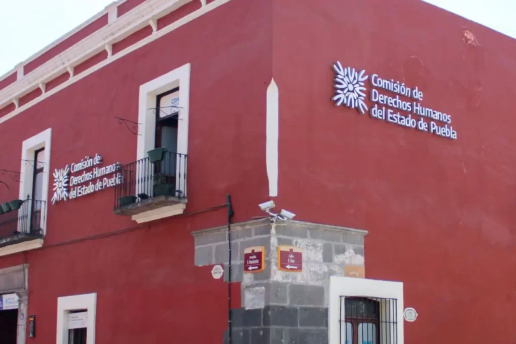 A un día de cerrar el registro, solo hay una persona inscrita para presidencia de la CDH Puebla